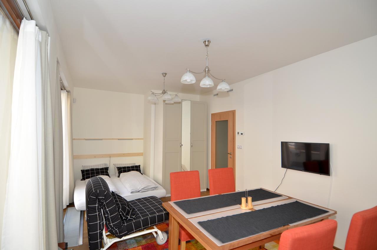 Apartman Mozartova Leilighet Praha Eksteriør bilde